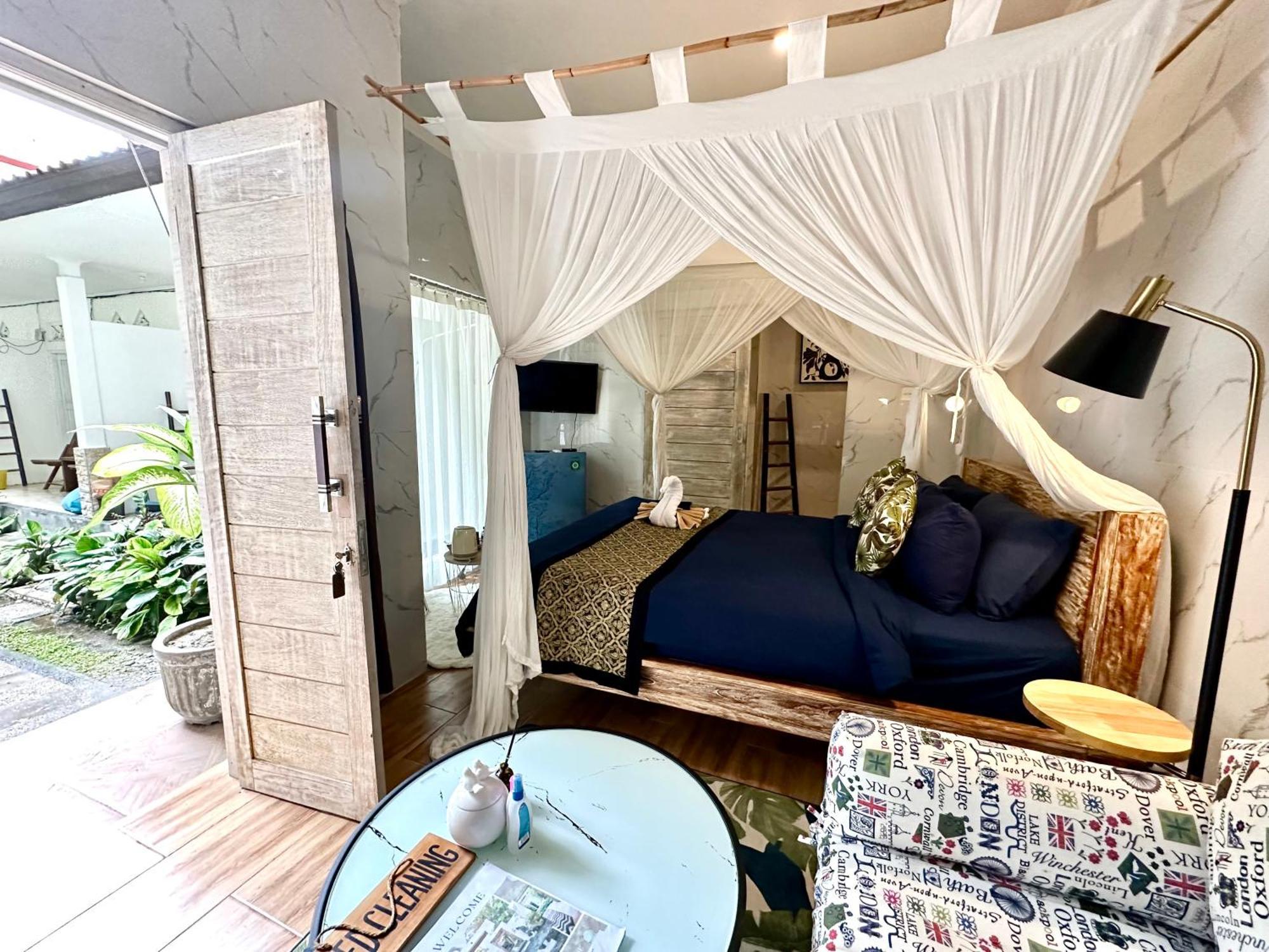 Kubu Guest House スミニャック エクステリア 写真