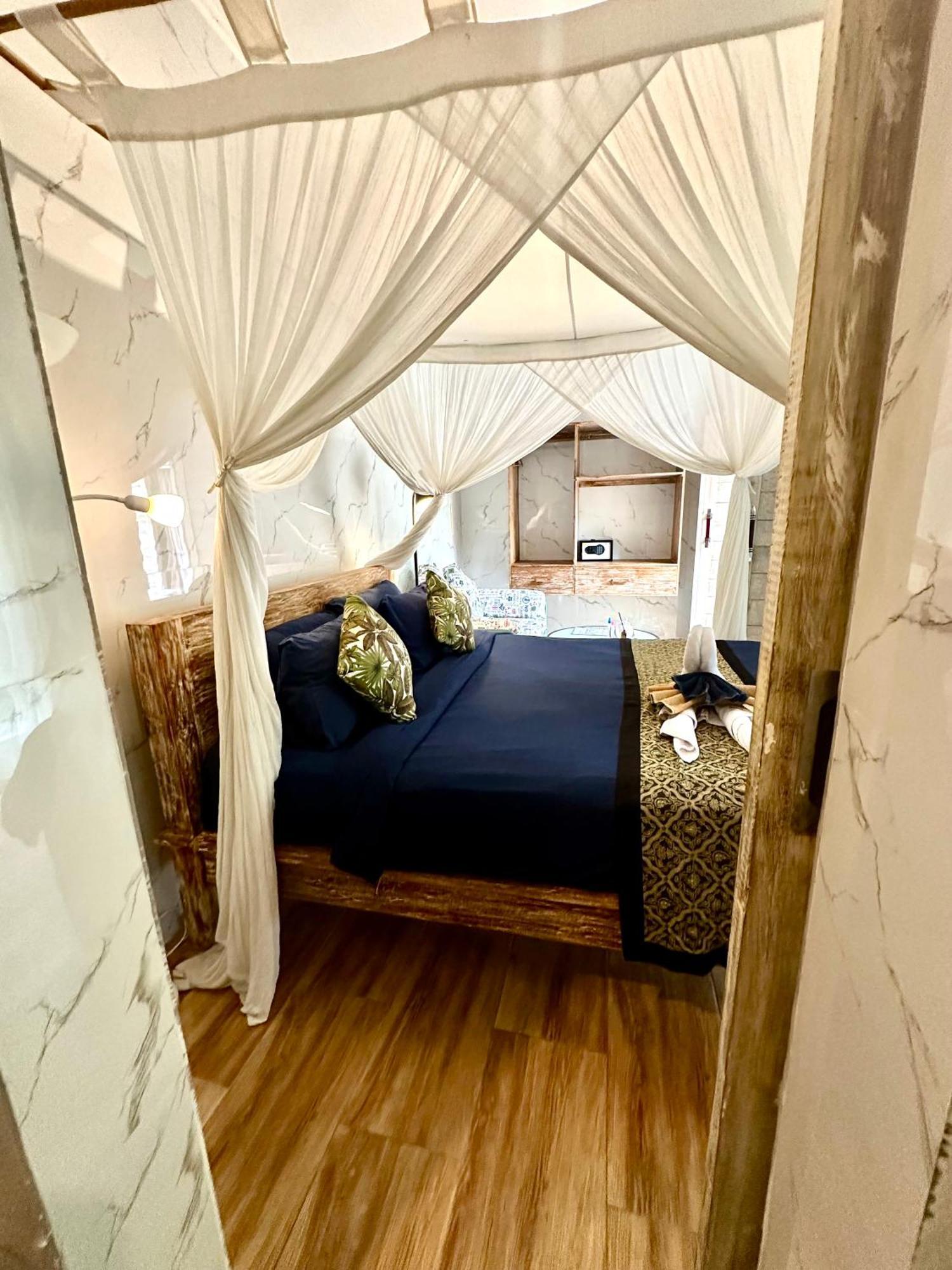 Kubu Guest House スミニャック エクステリア 写真