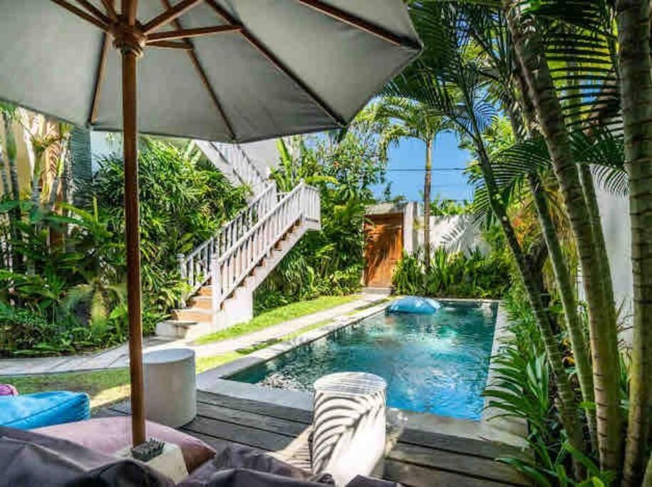 Kubu Guest House スミニャック エクステリア 写真